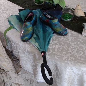 Bundle of Sloggers and fancy umbrella